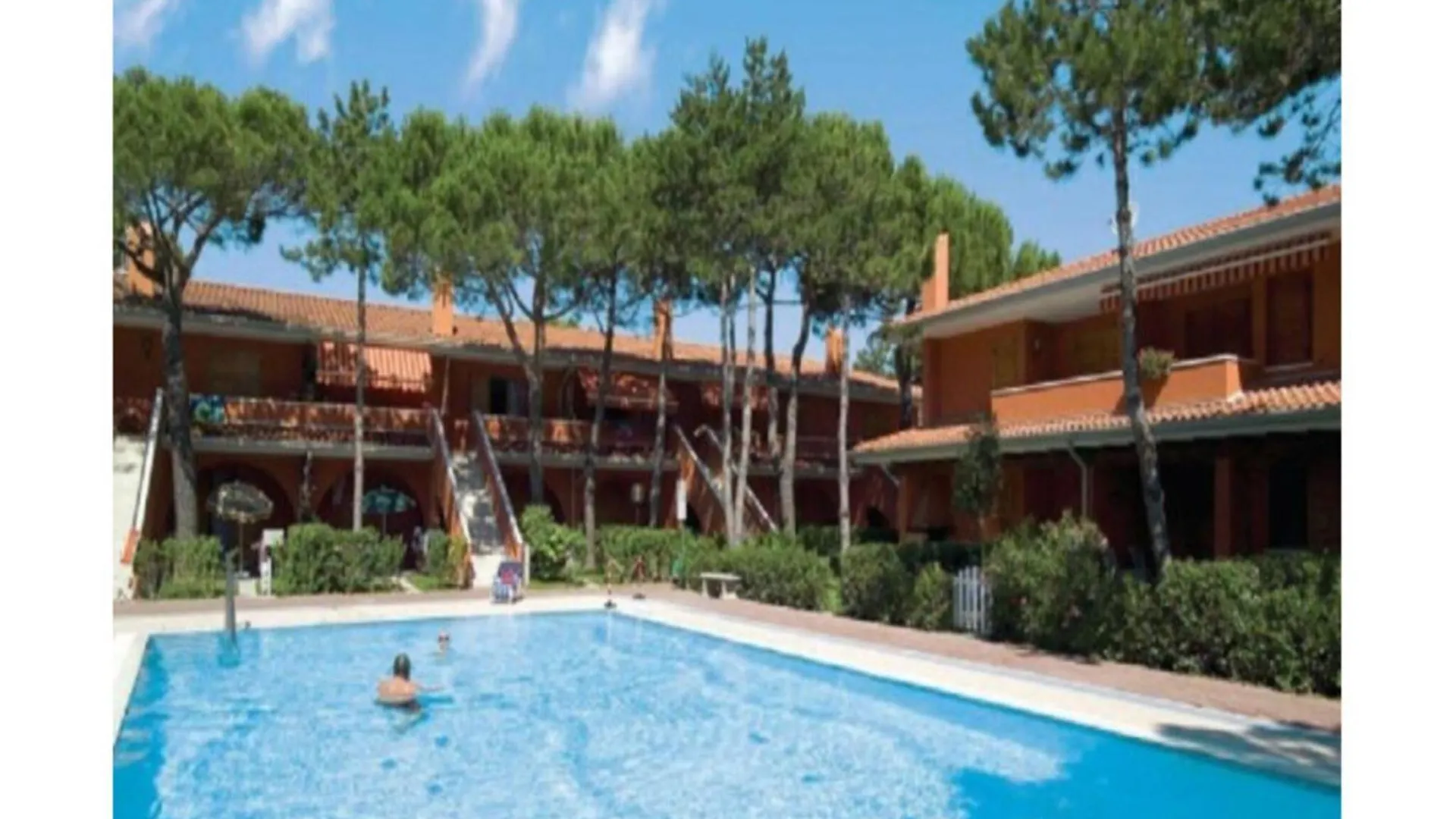 Charming Apartment With Garden - Beahost Bibione 0*,  Italy